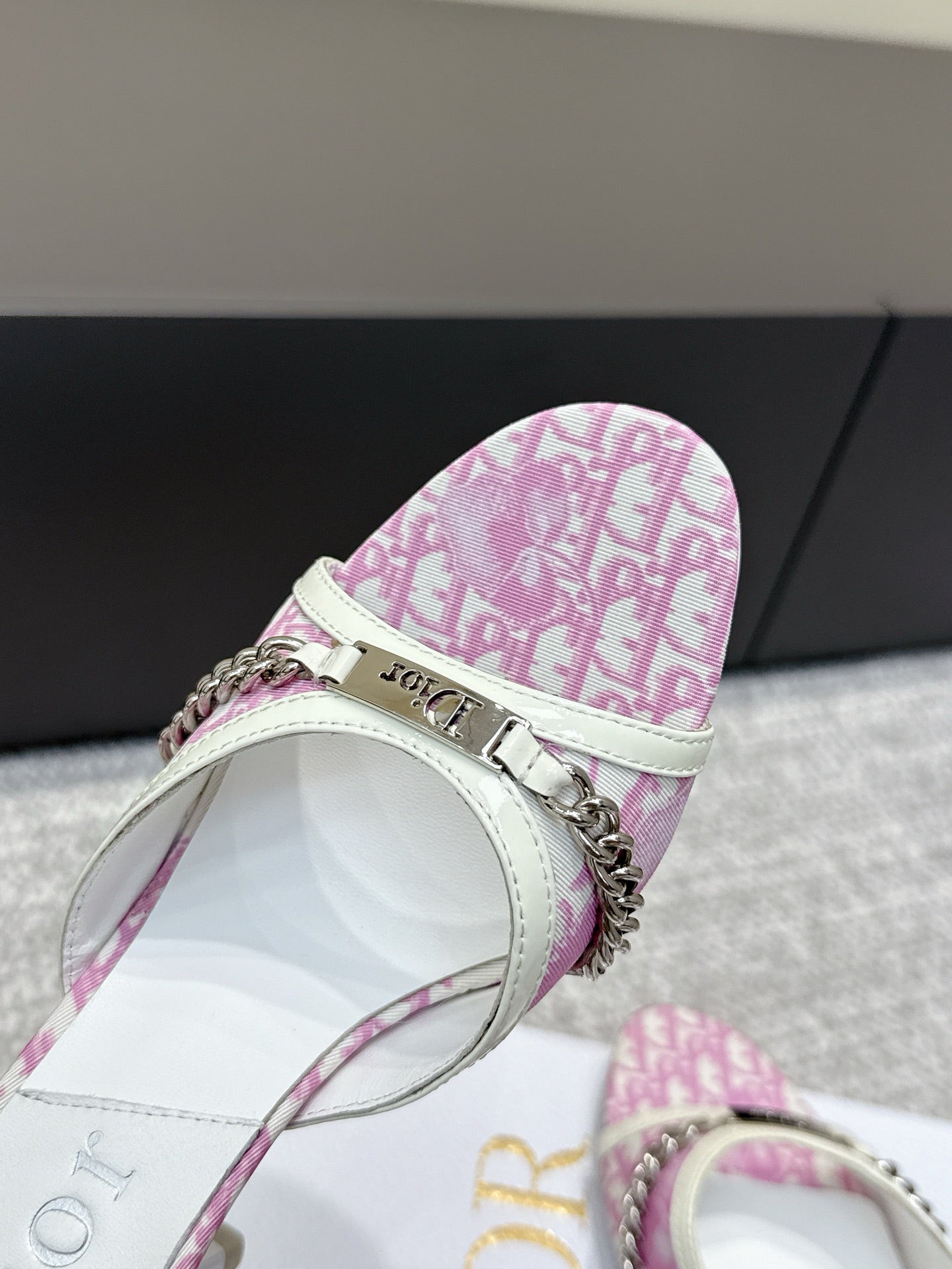 CD 26s High Heels Sandals 85 White Pink Fabric Cowhide 661471
