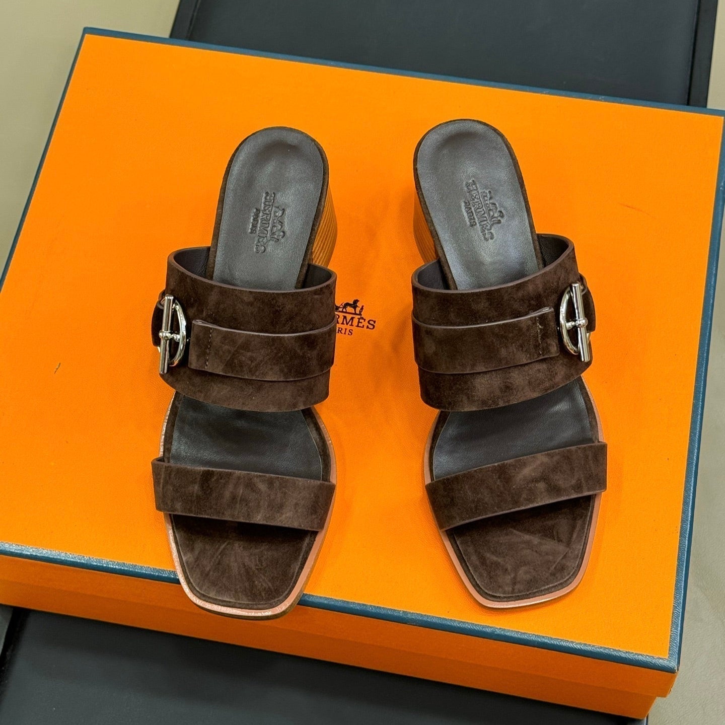 HM Kutecuh Sandals Dark Brown Calfskin 319602