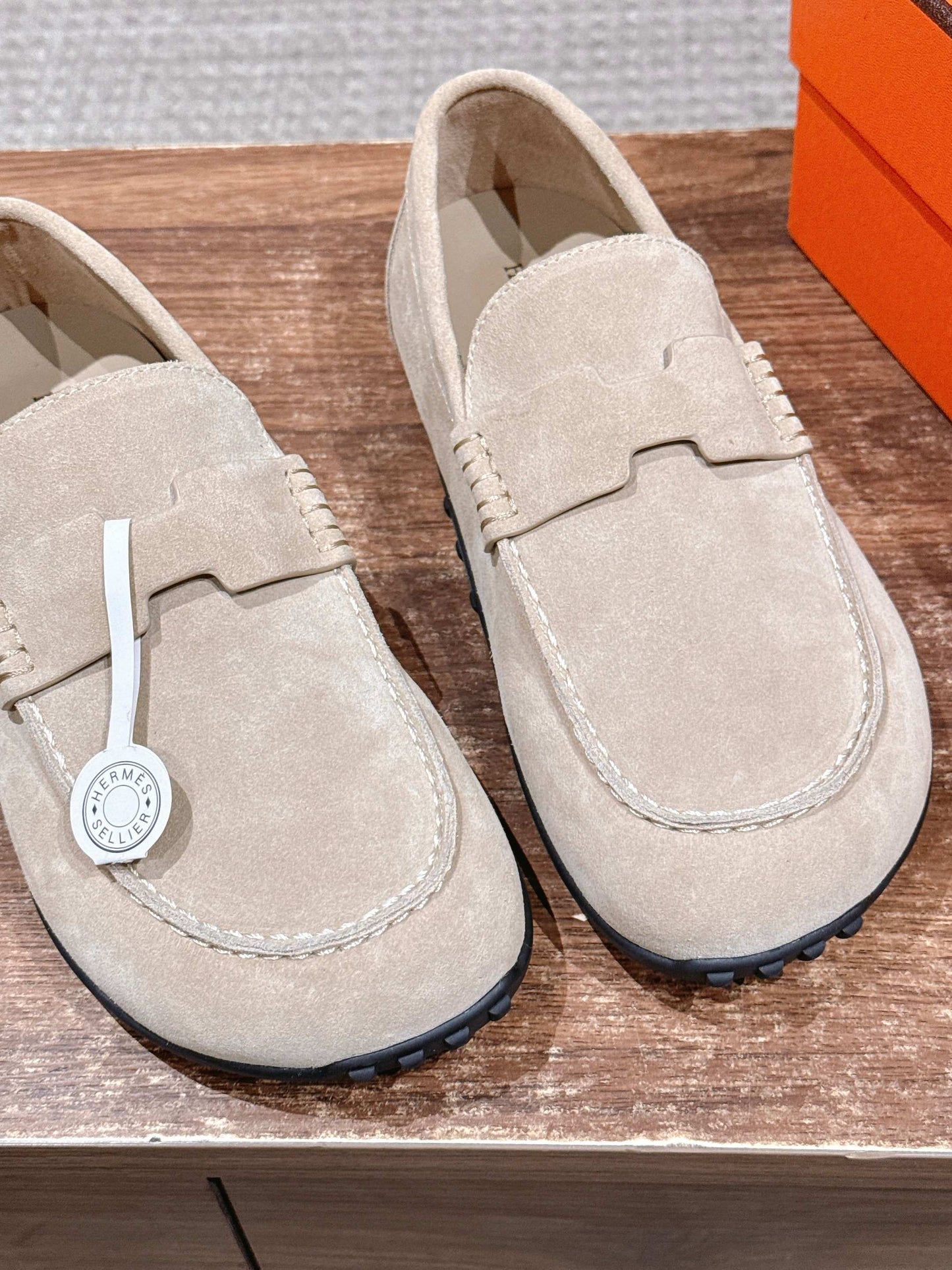 HM Lazy Loafers Soft Cream Suede 553761