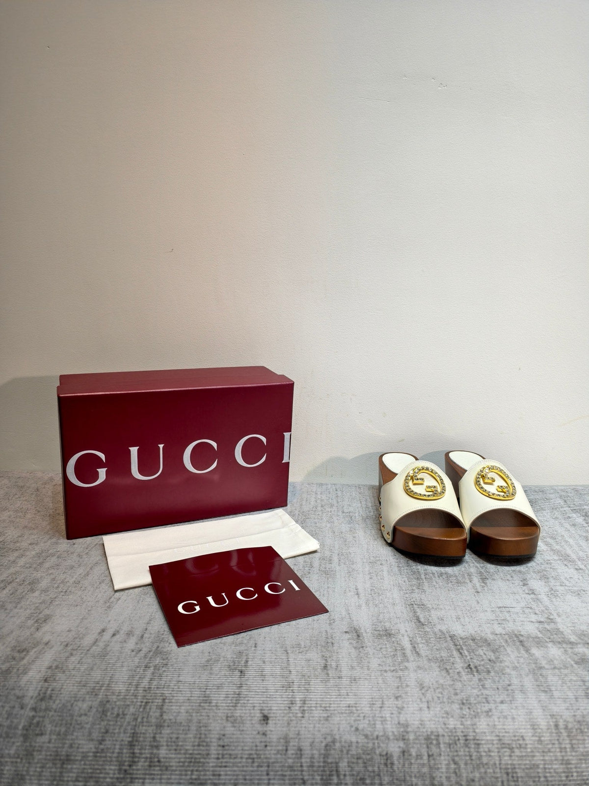 GG Clog White Patent Leather 864264