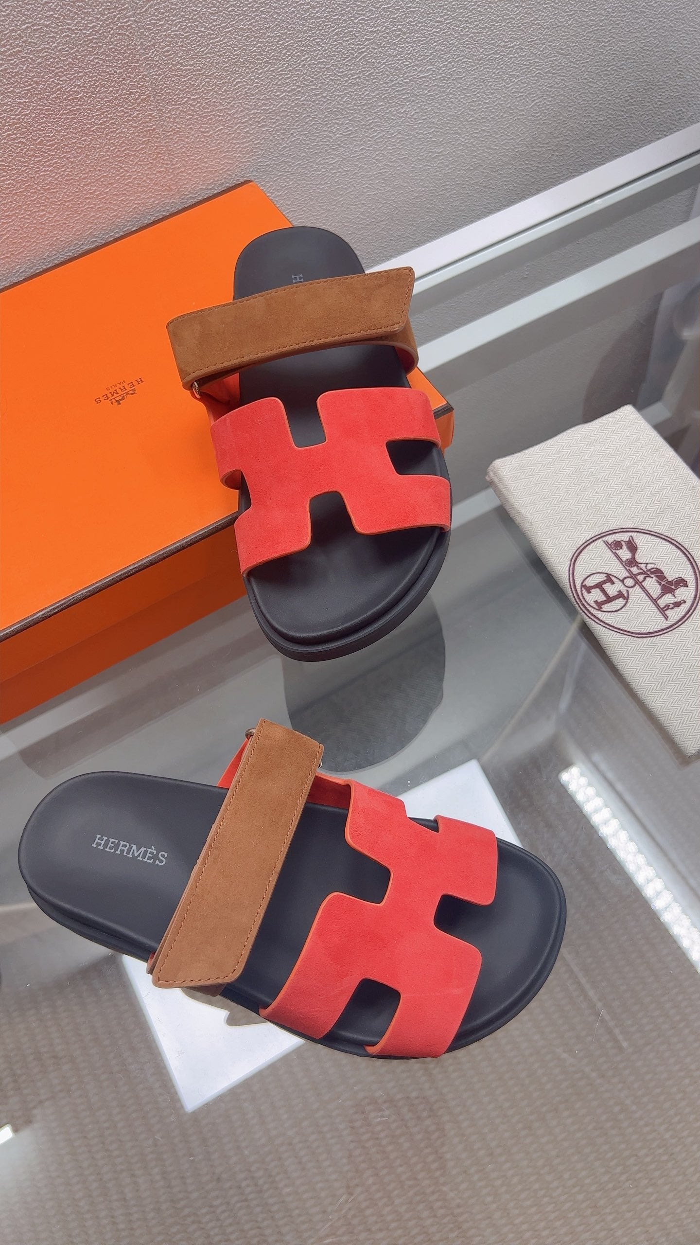 HM Chypre Sandal Brown Red Suede 827511