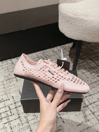Prada 2026 Women's Collapse Crochet Laced Sneakers Sheepskin 770902