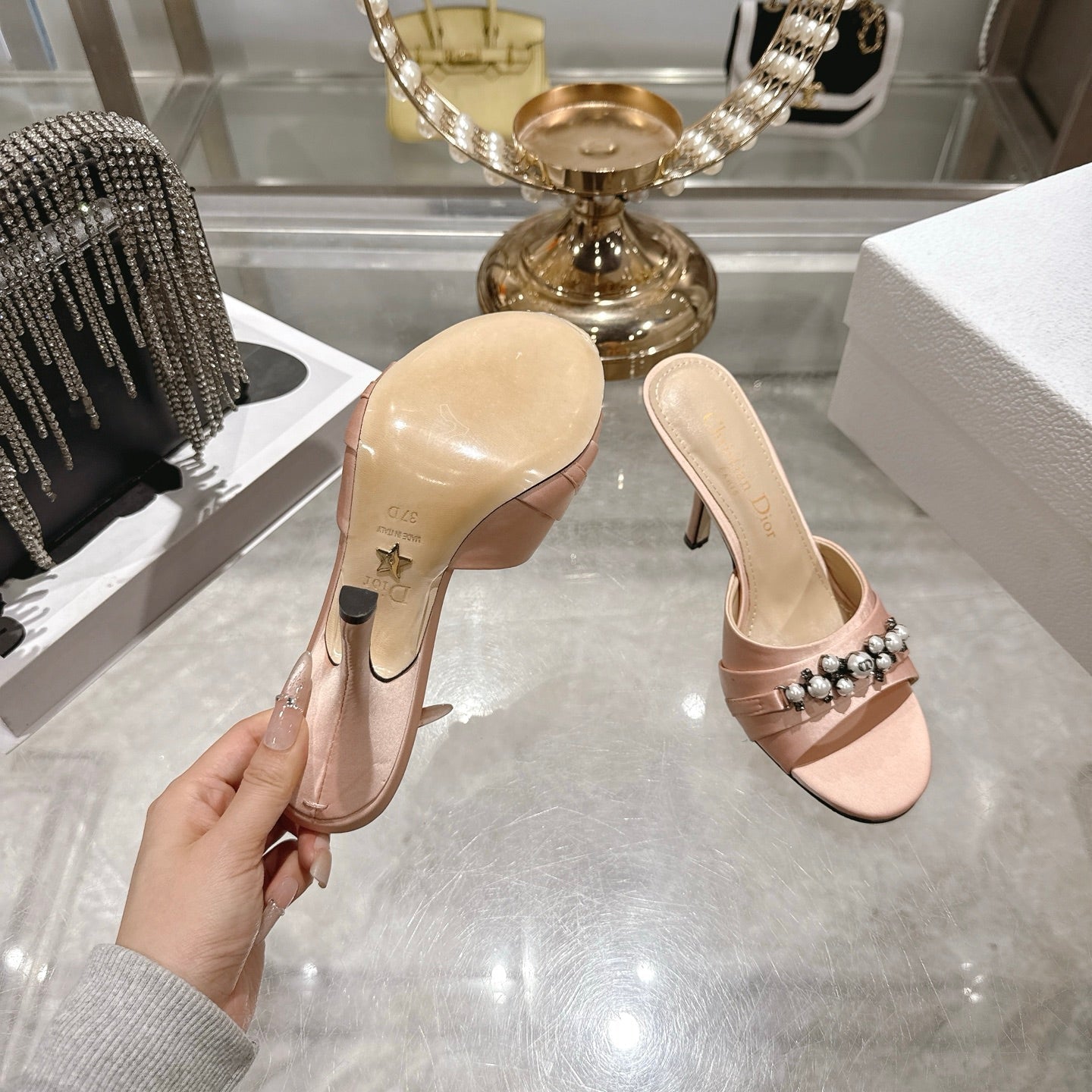 CD 26 High-Heeled Mules 85mm Pearl Light Pink Leather 592248