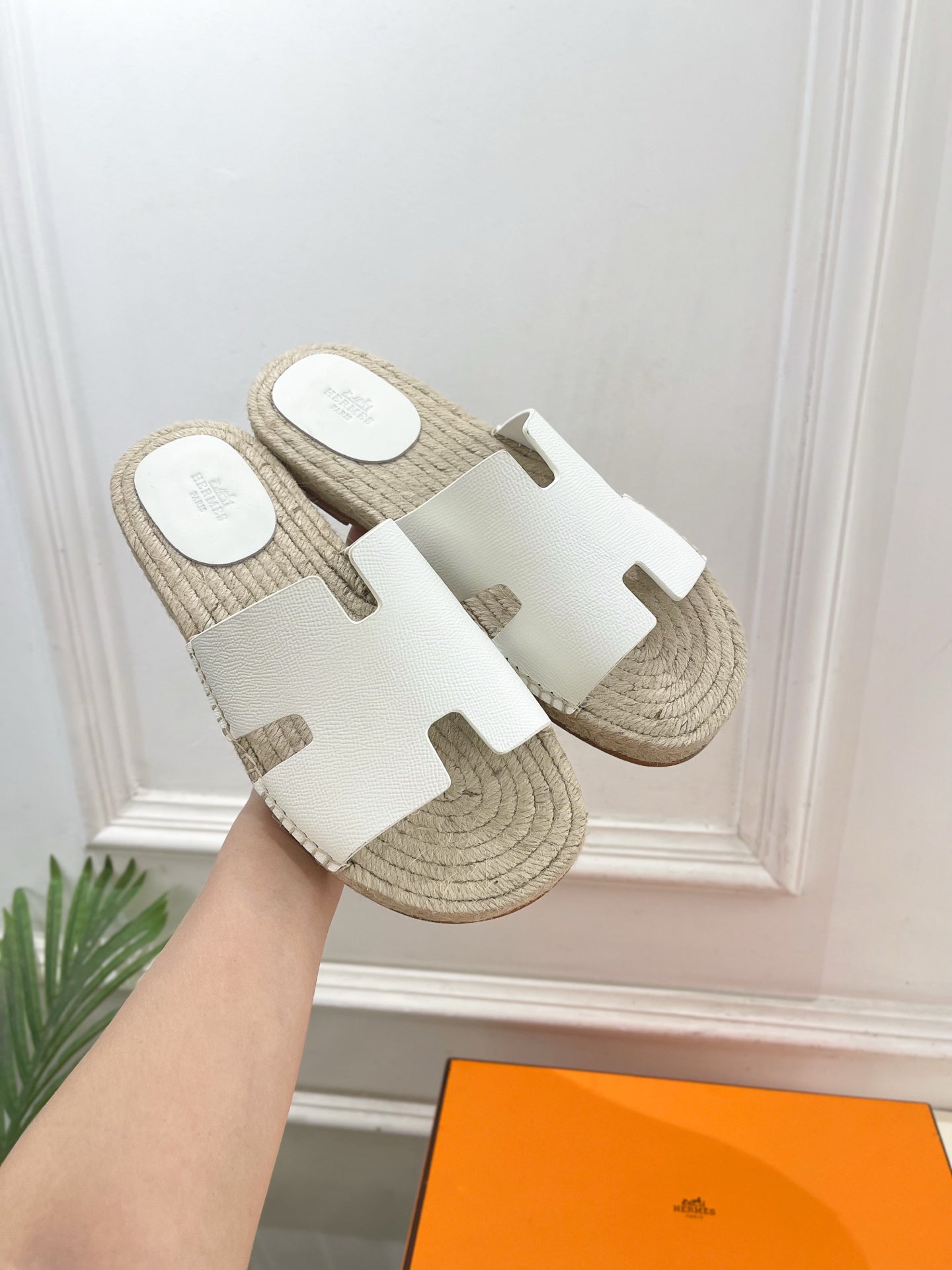 HM Antigua Espadrille White Leather Raffia 631948