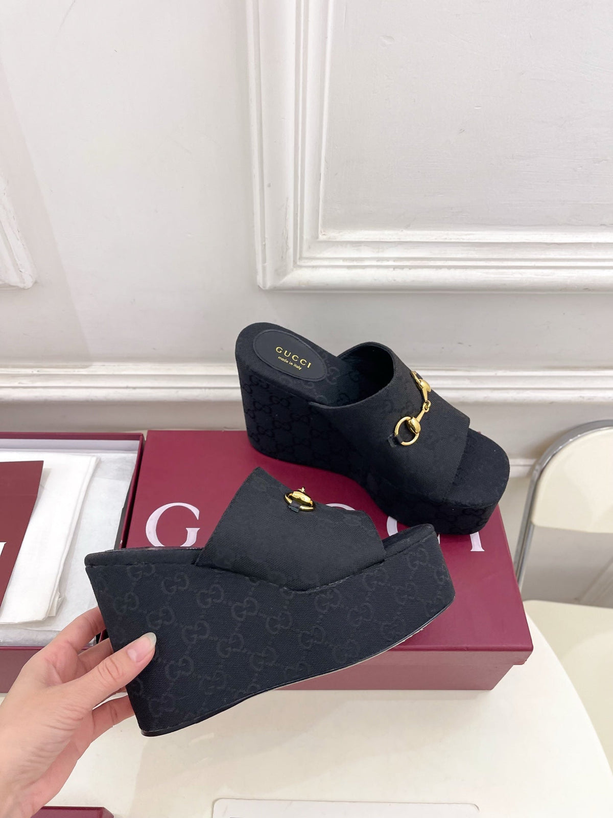 GC Wedge With Horsebit Sandal Black Canvas 640272