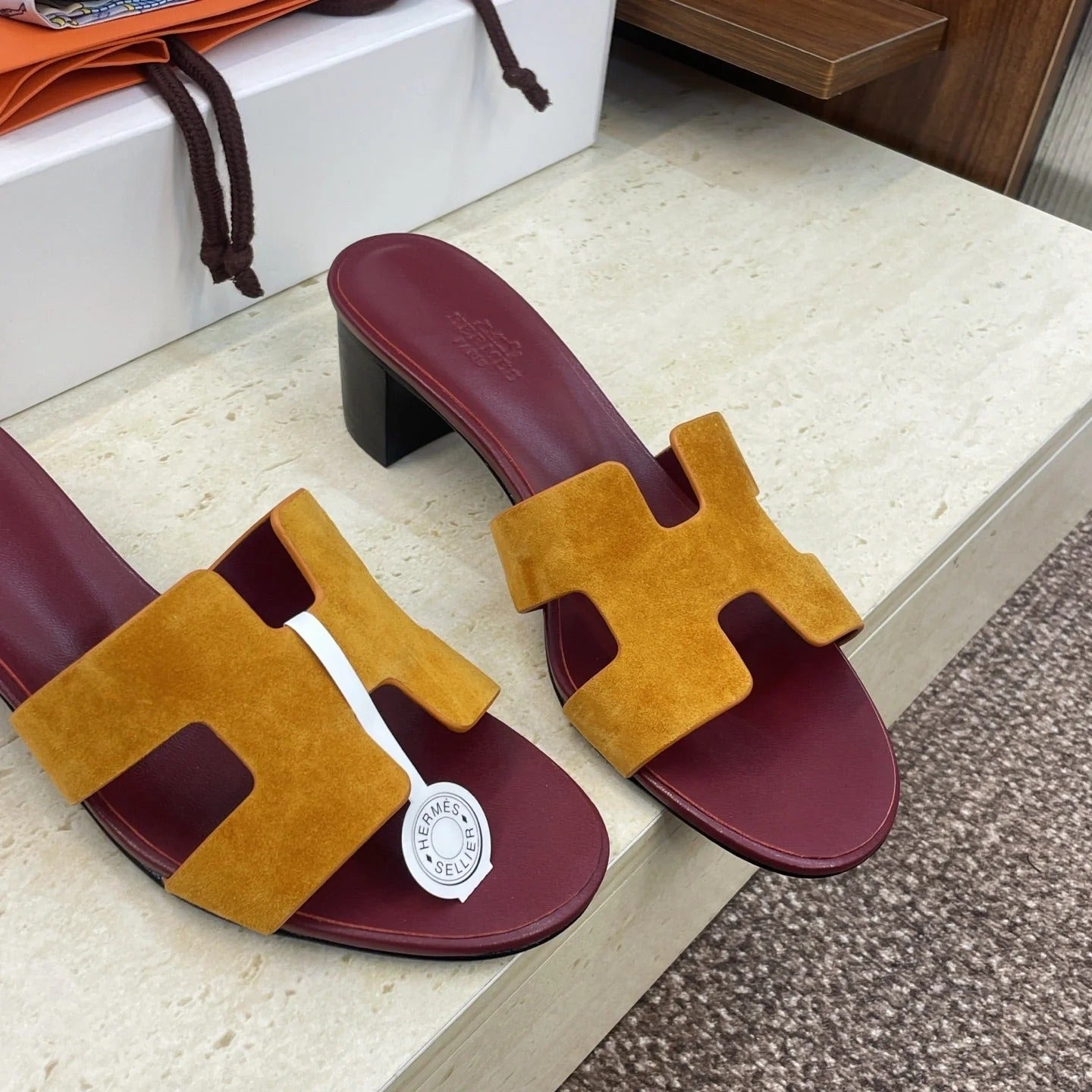 HM 26ss Oran Sandals 45 Burgundy Yellow Suede Cowhide 607215