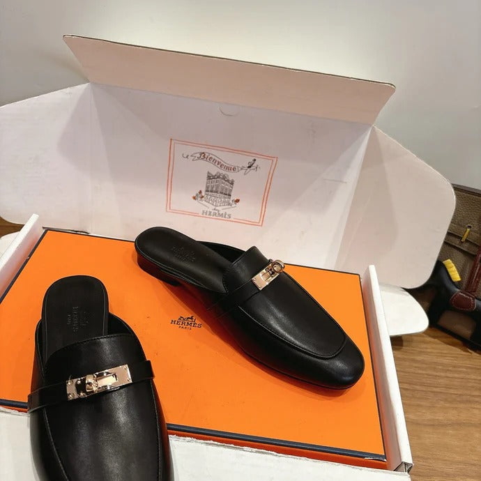 HM 26ss Mule Black Calfskin Gold Buckle 638469