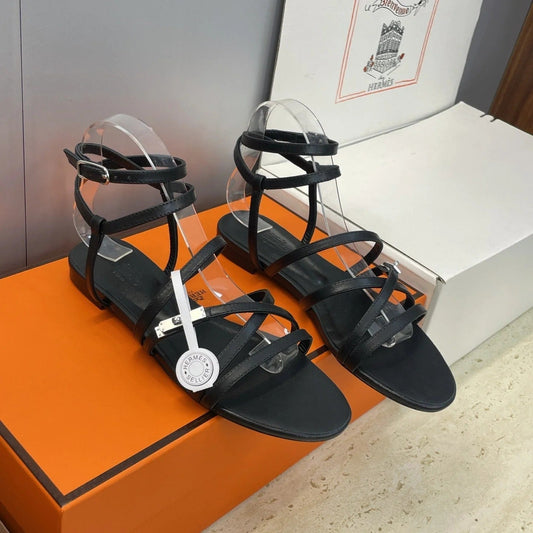 HM 26ss Kelly Sliver Buckle Sandals Black Calfskin 607161