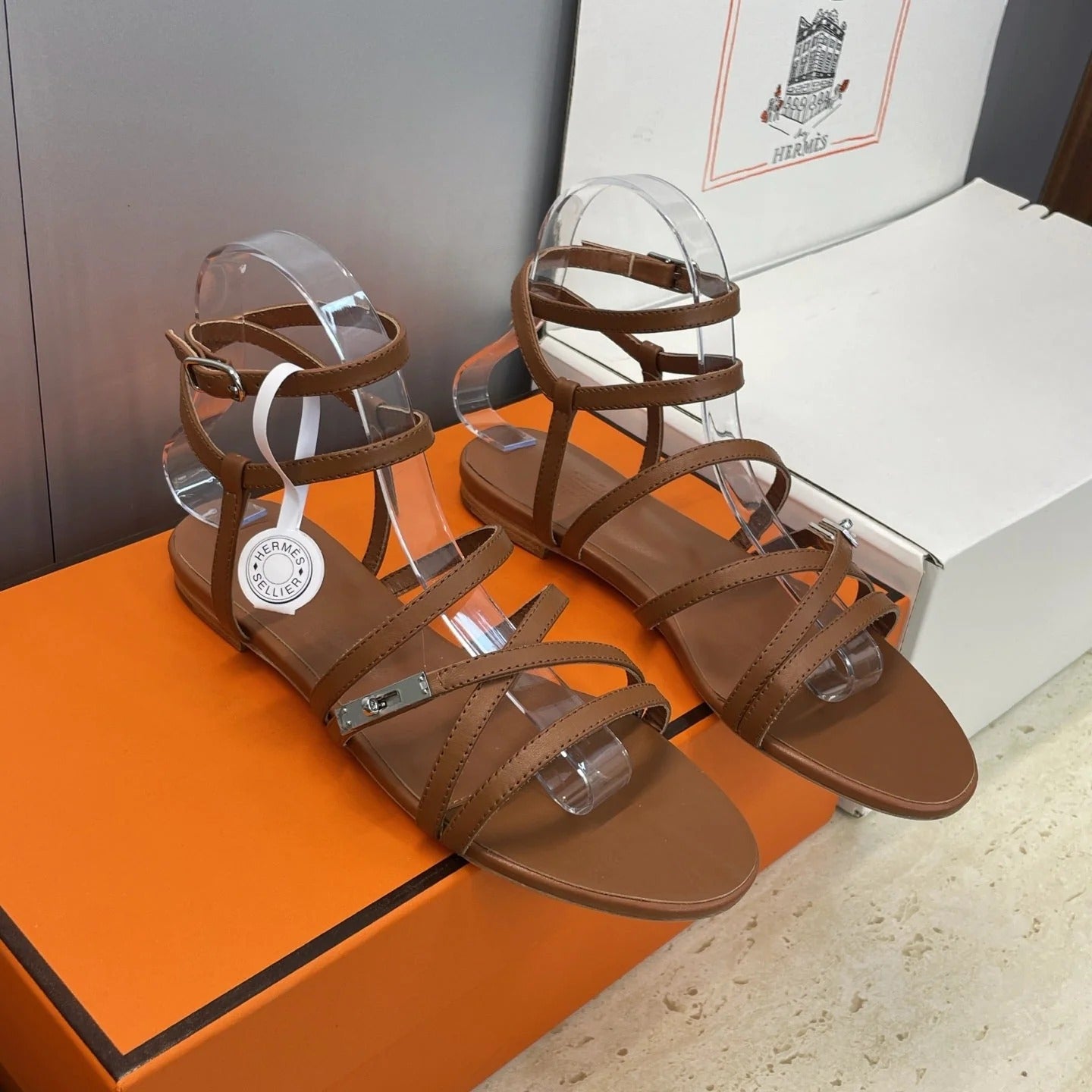 HM 26ss Kelly Sliver Buckle Sandals Brown Calfskin 607162