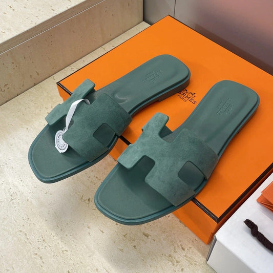 HM 26ss Oran Sandals Moss Green Suede Cowhide 607203