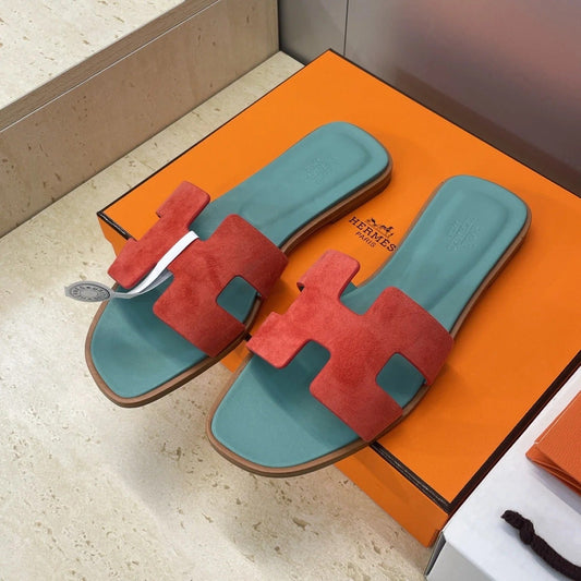 HM 26ss Oran Sandals Turquoise Red Suede Cowhide 607206