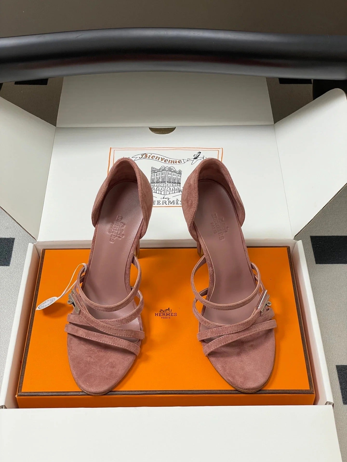 HM 25S HIGH-HEEL SANDAL 105 MM IN PEACHY PINK SUEDE