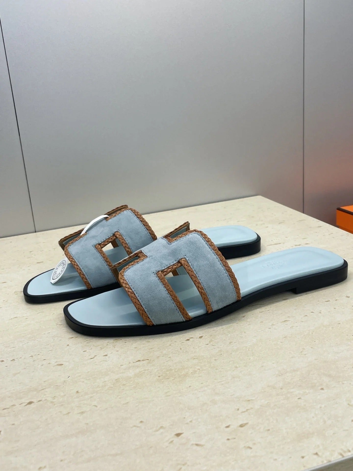 HM 26ss Oran Sandals Baby Blue Brown Suede Calfskin 607250