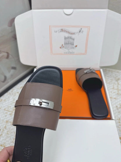 HM 26ss Oasis Sandals Brown Black Sheepskin Sliver Buckle 625165