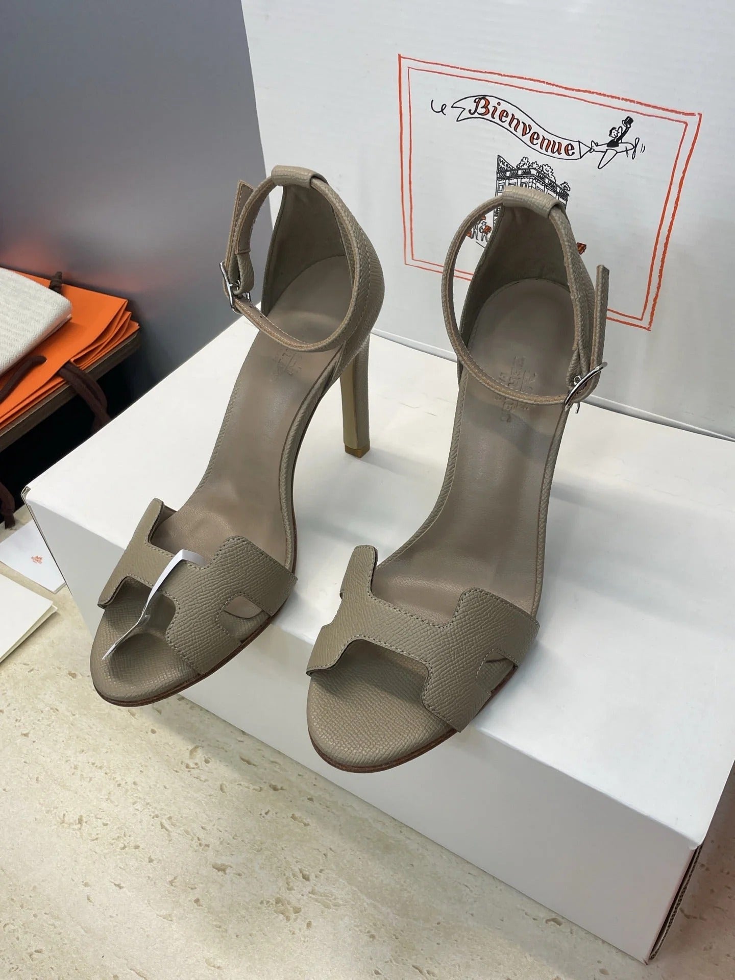 HM 26ss High Heel Sandals 105 Taupe Cowhide 607127