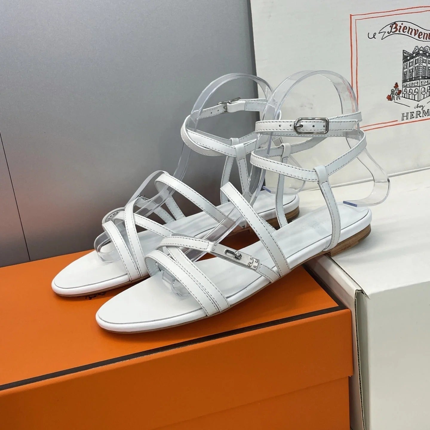 HM 26ss Kelly Sliver Buckle Sandals White Calfskin 607160