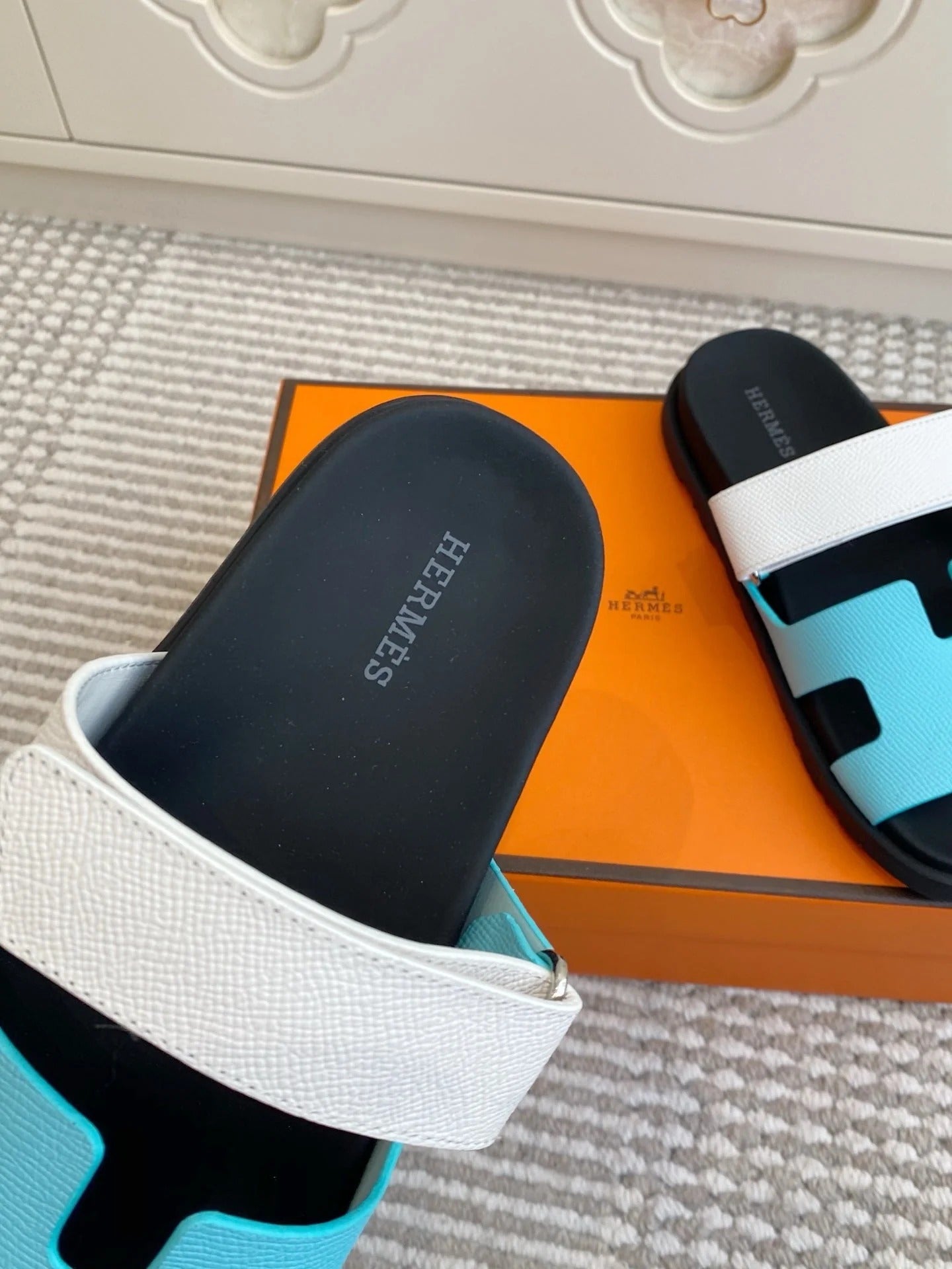 HM 2026 Velcro Slippers Black Blue White Cowhide 667466