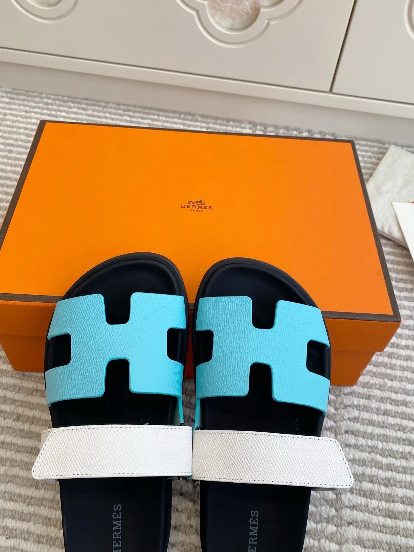 HM 2026 Velcro Slippers Black Blue White Cowhide 667466