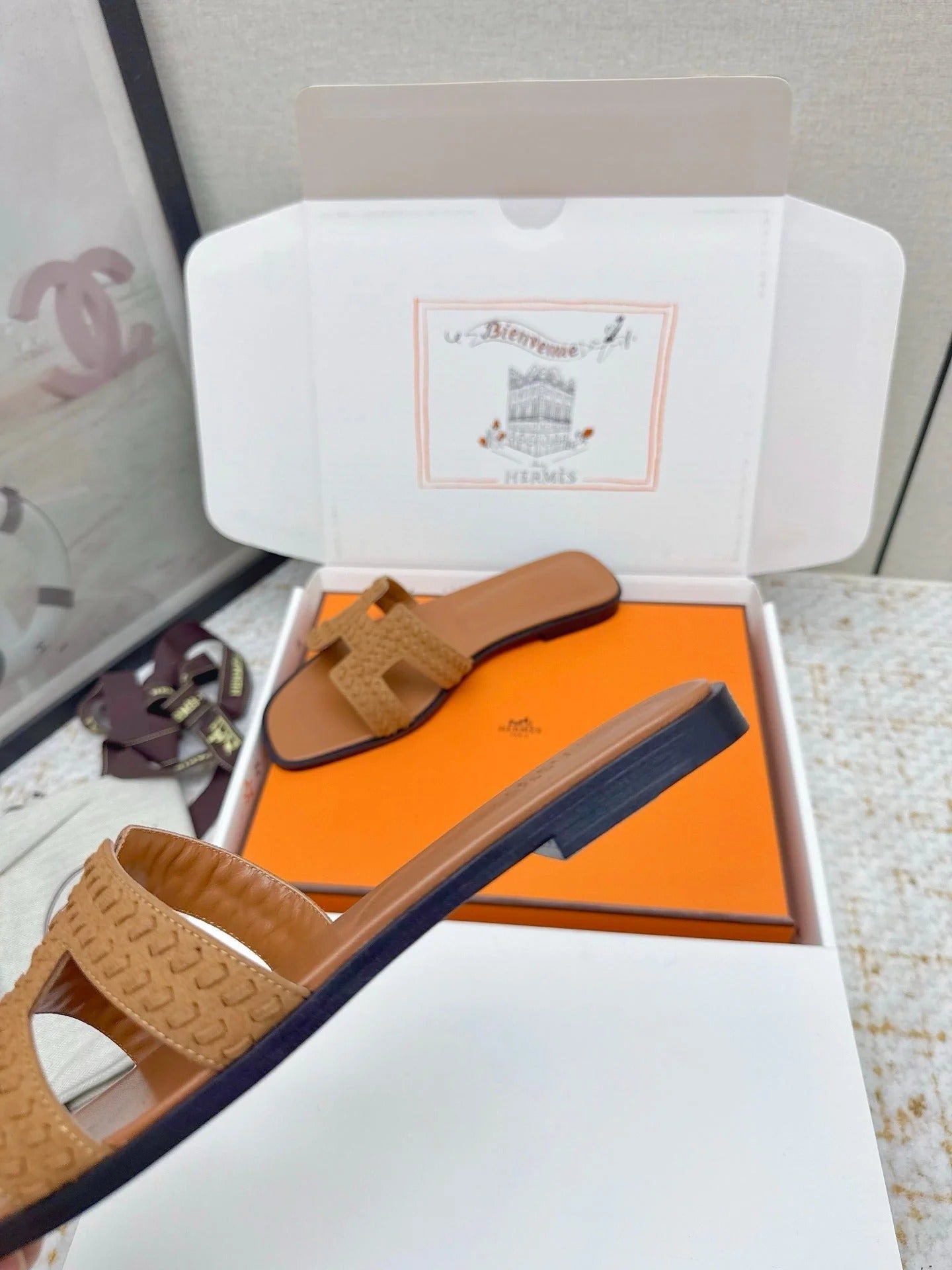 HM 26ss Oran Sandals Brown Suede Sheepskin 625138