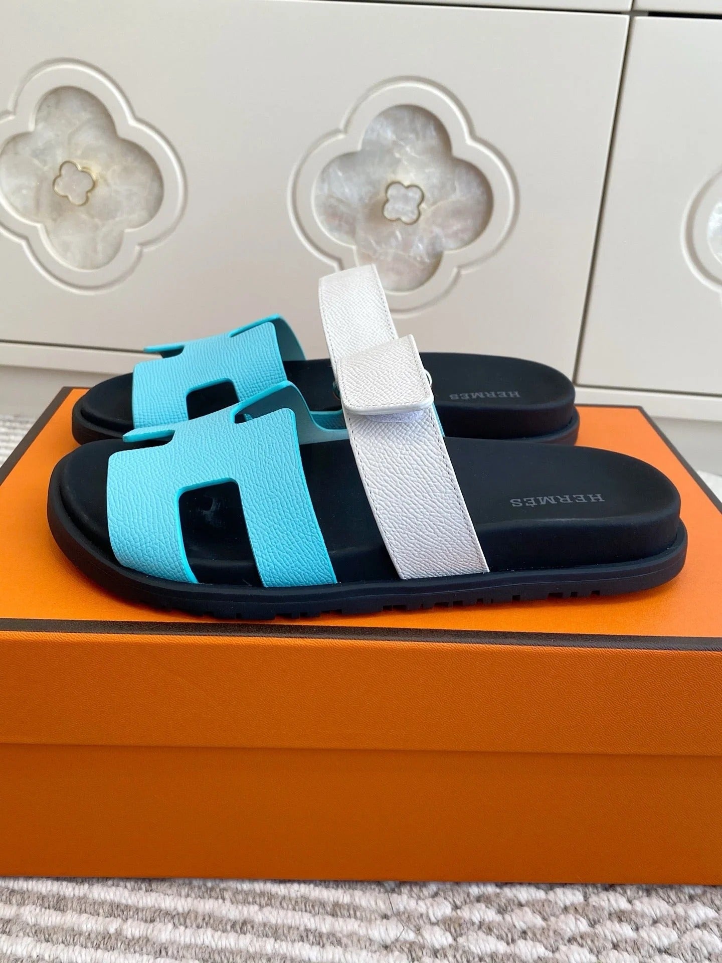 HM 2026 Velcro Slippers Black Blue White Cowhide 667466