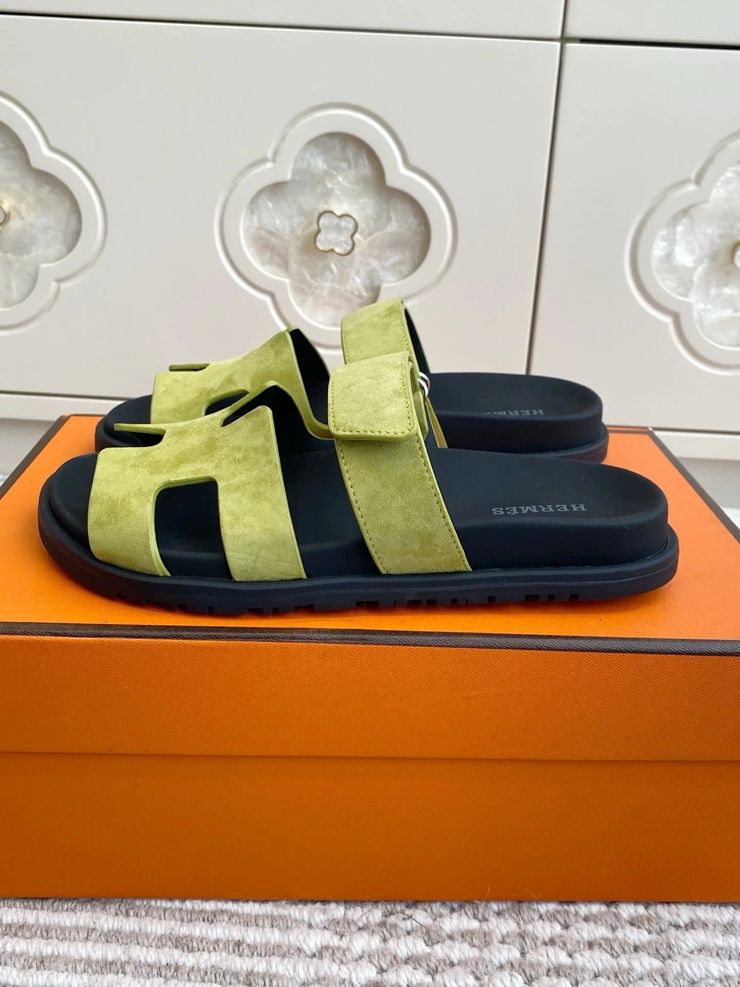 HM 2026 Velcro Slippers Lime Green Suede 667462