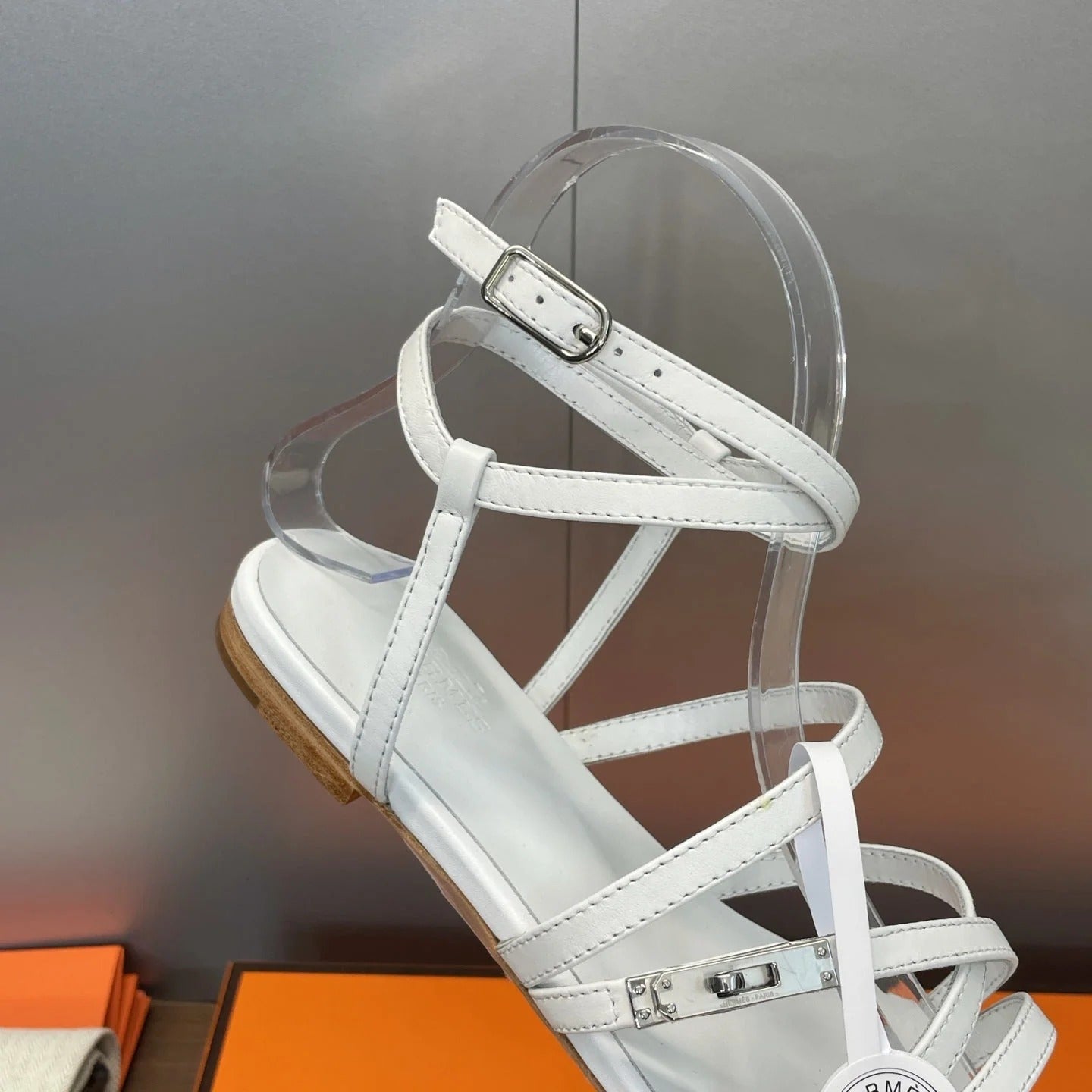 HM 26ss Kelly Sliver Buckle Sandals White Calfskin 607160