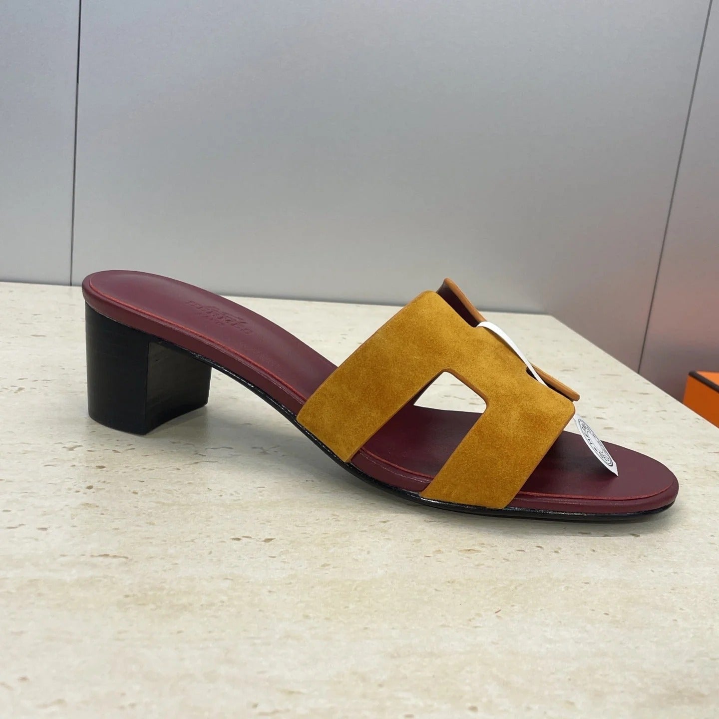 HM 26ss Oran Sandals 45 Yellow Brown Suede Cowhide 607216