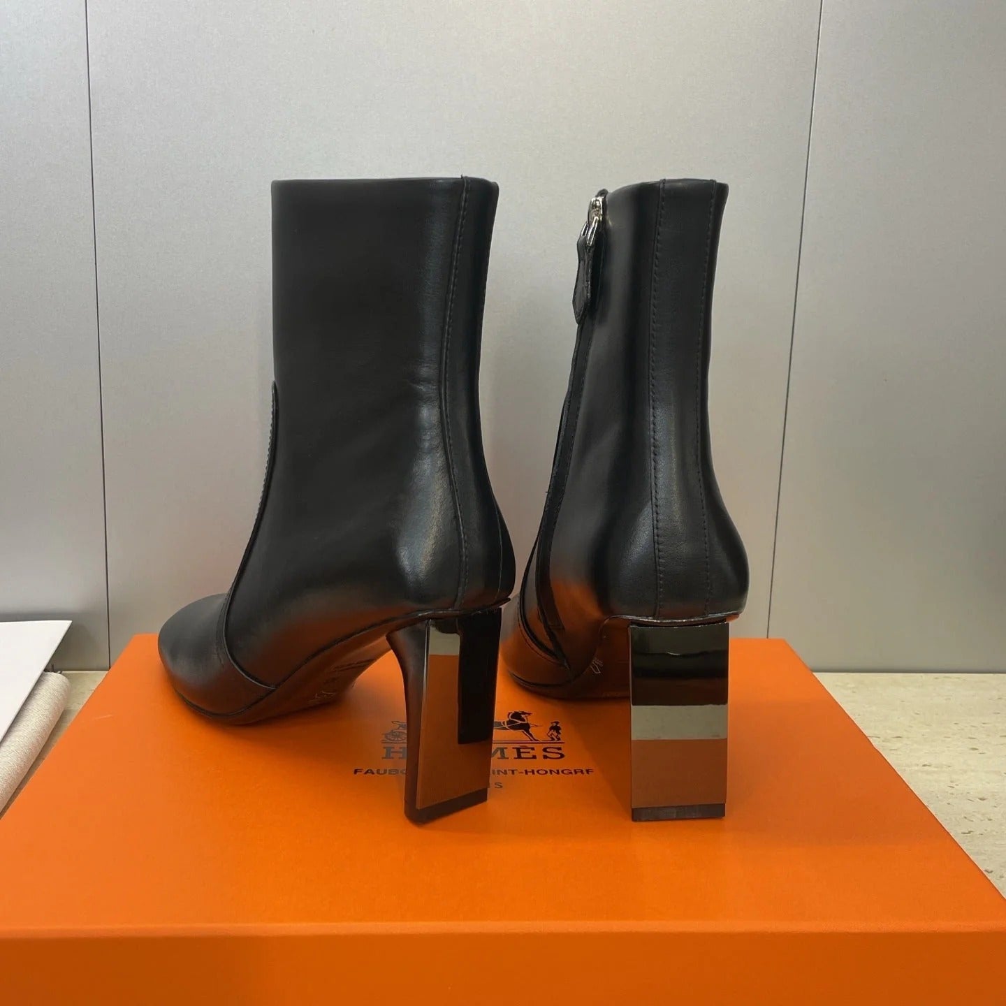 HM 26ss Lolita Chelsea Boots 80 Black Calfskin 607089