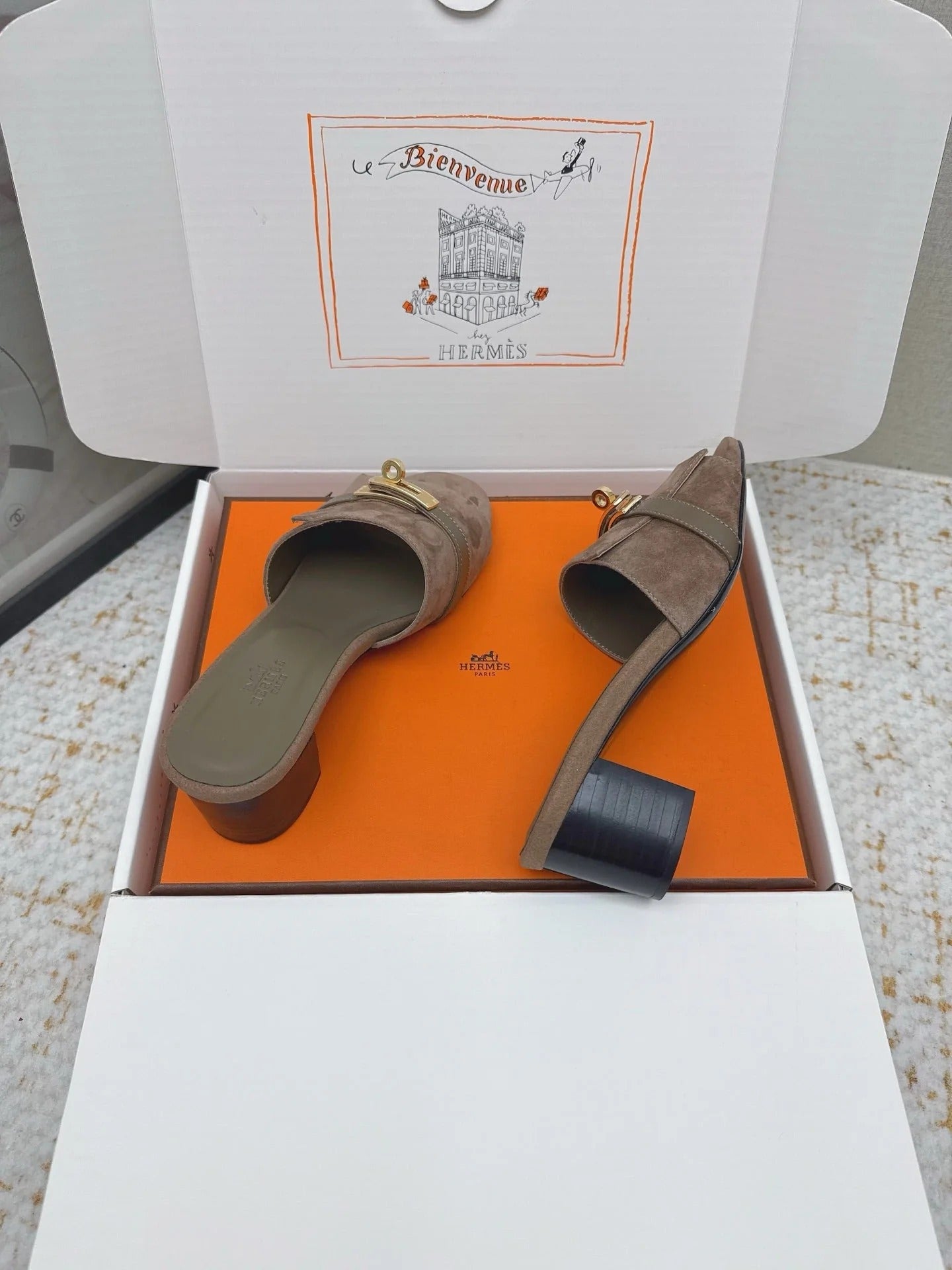 HM 26ss Oasis Sandals 50 Brown Suede Cowhide 625149