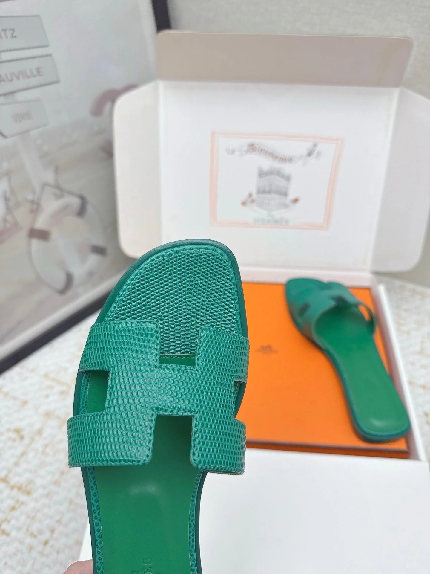 HM 26ss Oran Sandals Dark Green Cowhide 625049