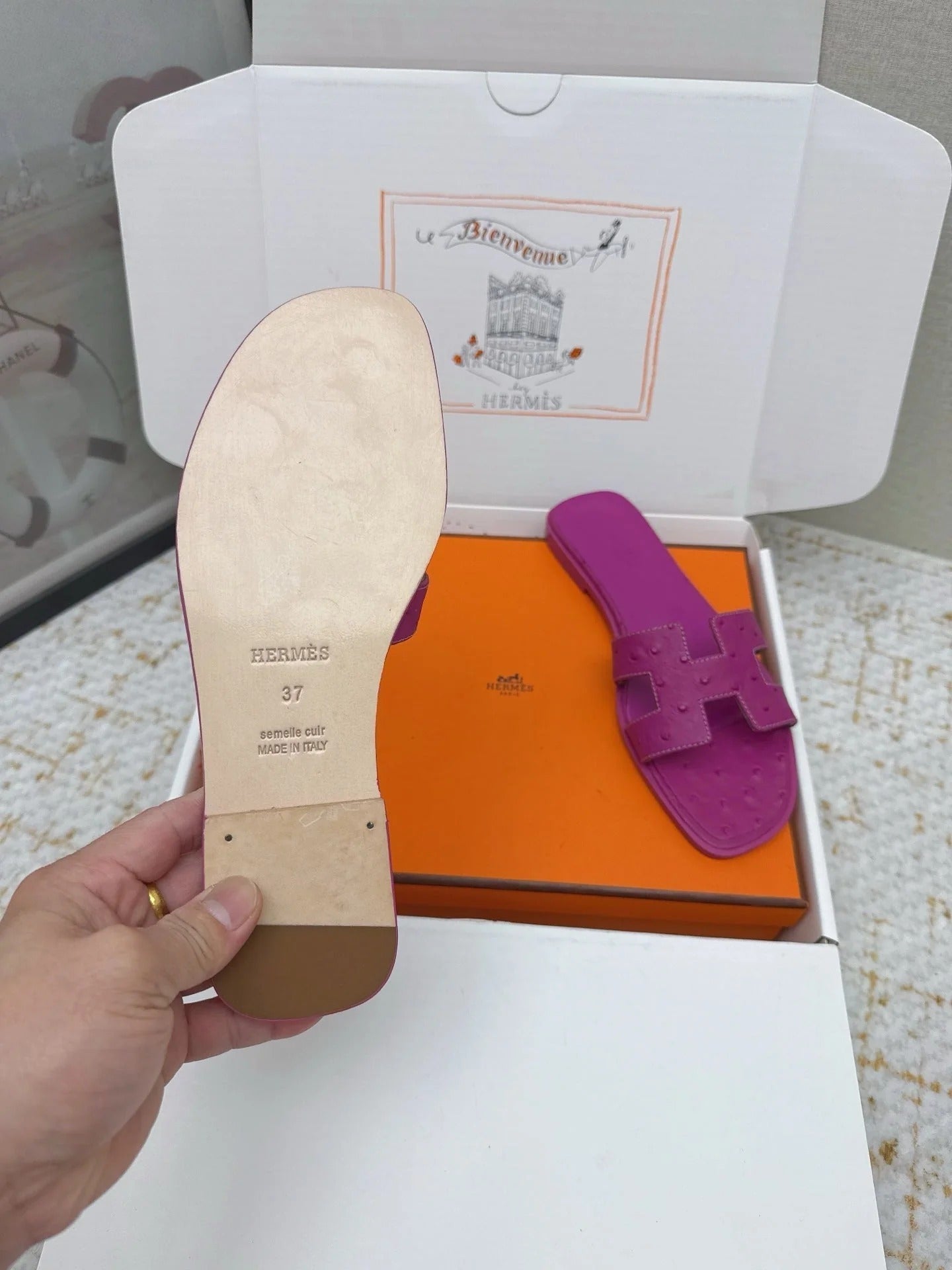 HM 26ss Oran Sandals Purple Ostrich Leather 625109