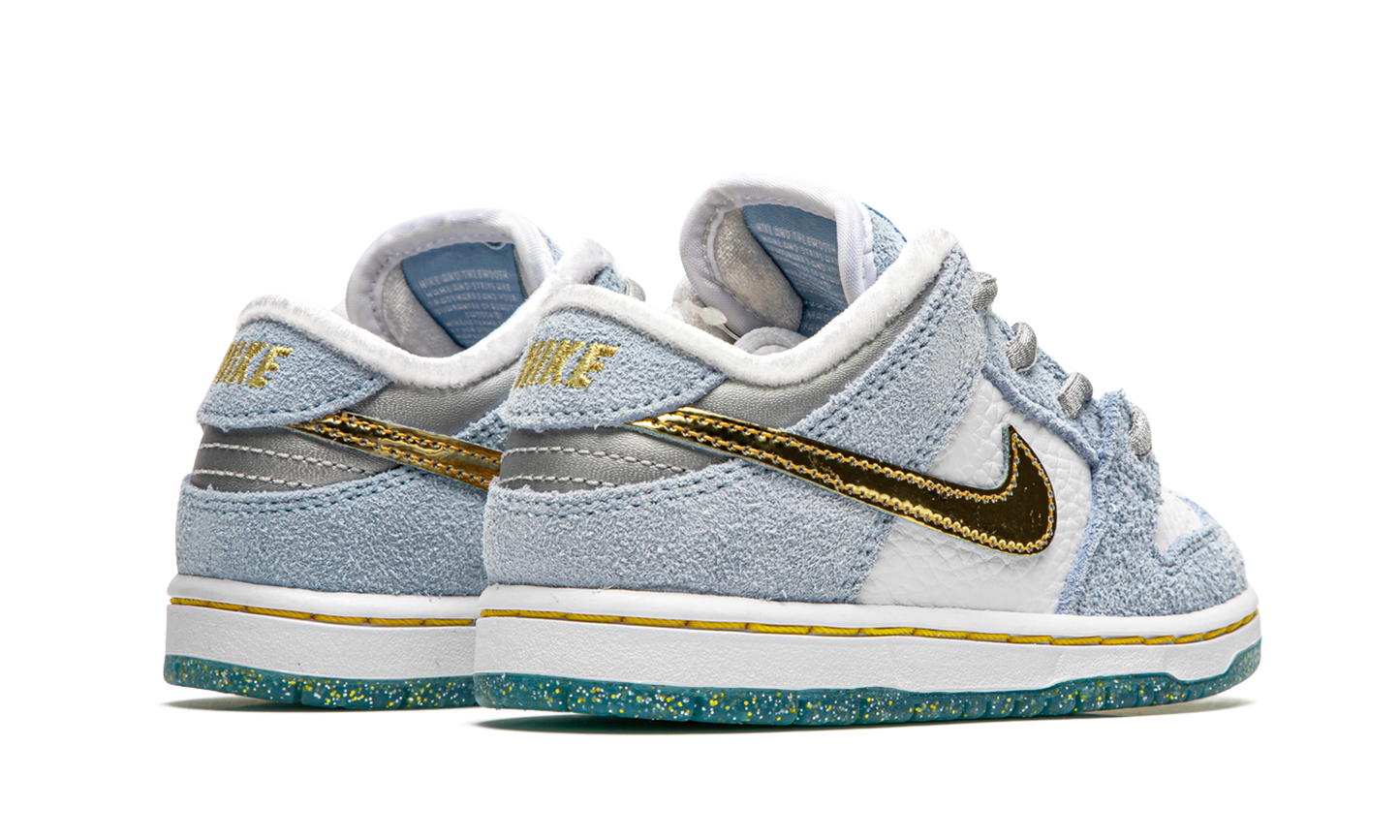 SB Dunk Low Pro QS (TD) "Sean Cliver - Holiday Special" DJ2520 400
