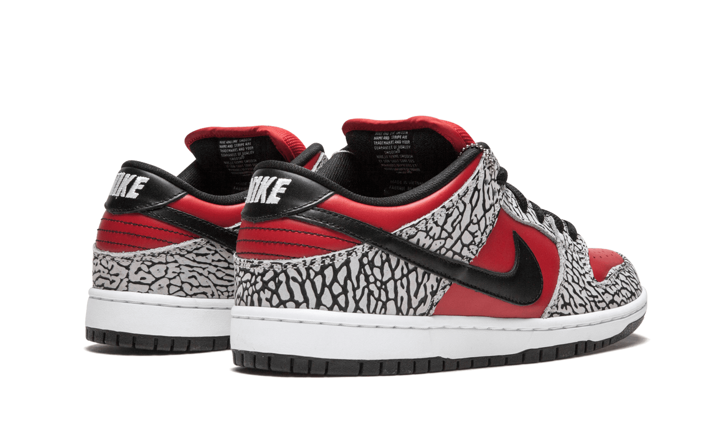 SB Dunk Low Premium "Supreme - Red Cement" 313170 600
